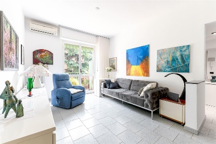 Foto Appartamento in Via Gazzoletti, Milano di 60 m² con 2 locali