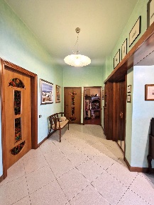 Foto Appartamento in Via Pistoia, Quarrata di 160 m² con 4 locali