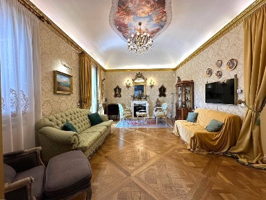 Foto Appartamento in Vicolo Del Pallone, Palermo di 95 m² con 3 locali