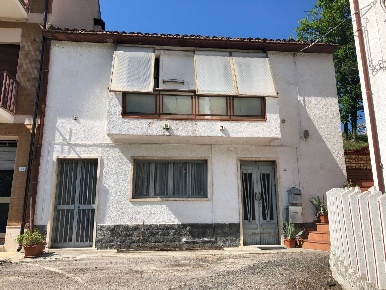 Foto Villa a schiera in Borgo San Leonardo, Isola del Gran Sasso d'Italia
