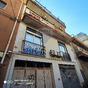 Foto Appartamento in Via Maenza, Paternò di 65 m² con 2 locali in vendita