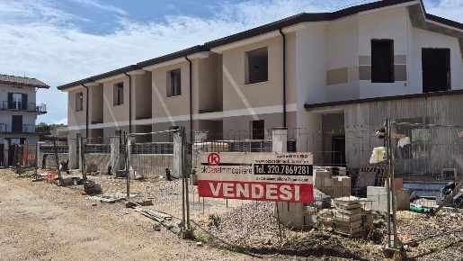 Foto Villa a schiera in via marittima snc, Frosinone di 100 m² con 3 locali