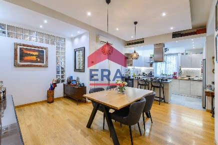 Foto Appartamento in Via Portuense, Roma di 91 m² con 3 locali in vendita