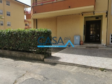 Foto Appartamento in Via Antonio Gramsci, Pignataro Maggiore di 125 m²