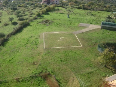 Foto Villa unifamiliare a Sant'Angelo Romano di 400 m² con 8 locali