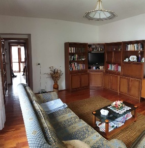 Foto Appartamento in via 24 aggio 75, Storo di 150 m² con 6 locali