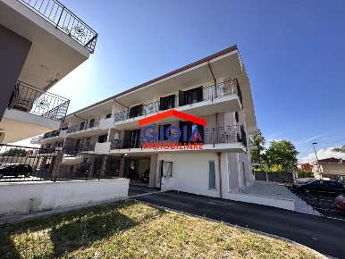 Foto Appartamento a Cancello ed Arnone di 130 m² in vendita