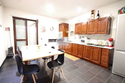 Foto Appartamento a Diano d'Alba di 75 m² con 3 locali in vendita