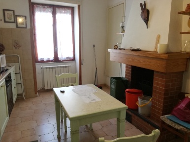 Foto Appartamento in VIA SANT'ANGELO FRAZ. GALLO, Roccamonfina di 300 m²