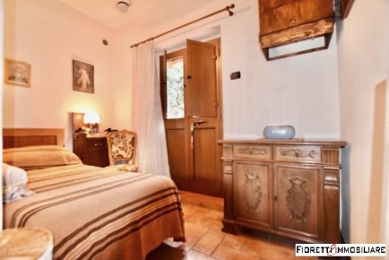 Foto Appartamento a Suvereto di 100 m² con 4 locali in vendita