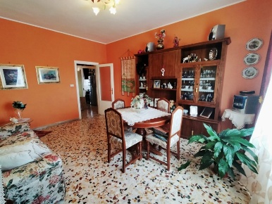 Foto Appartamento in Viale d'Italia, Tolfa di 90 m² in vendita