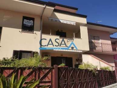 Foto Appartamento in Via Duca D'aosta, Pignataro Maggiore di 191 m²