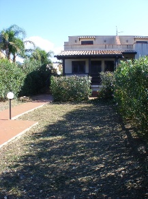Foto Villa unifamiliare in Lungomare del Mediterraneo, di 160 m² in vendita