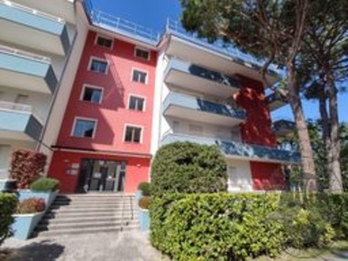 Foto Appartamento a Lignano Sabbiadoro di 62 m² con 4 locali in vendita
