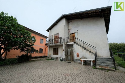 Foto Villa unifamiliare in via Motta Pivione 8, Brebbia di 210 m²