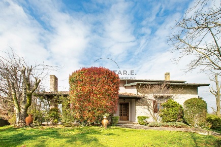 Foto Villa unifamiliare in VIA ROMA, Barbariga di 475 m² con 8 locali