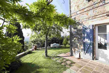 Foto Villa unifamiliare in VIA CESARE BATTISTI, Campagnatico di 270 m²