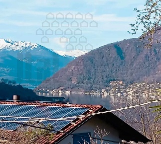 Foto Villa unifamiliare in Via Novellina, Besano di 165 m² con 5 locali