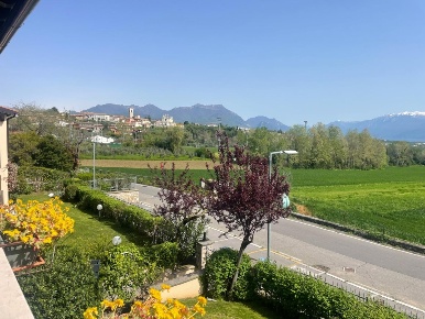 Foto Appartamento in polpenazze del garda via cesare battisti, di 130 m²