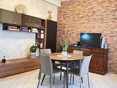 Foto Appartamento a Guardamiglio di 110 m² con 4 locali in vendita