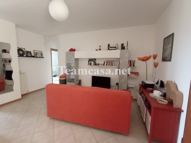 Foto Appartamento a Mombaroccio di 99 m² con 3 locali in vendita