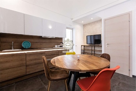 Foto Appartamento in via mirabella, Siracusa Ortigia di 85 m² con 3 locali
