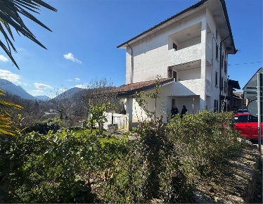 Foto Appartamento a Cunardo di 60 m² con 3 locali in vendita