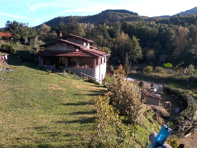 Foto Villa unifamiliare a Piazza al Serchio di 150 m² con 6 locali