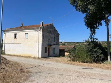 Foto Appartamento in C.DA QUAGLIALATTE  21, Torino di Sangro di 110 m²