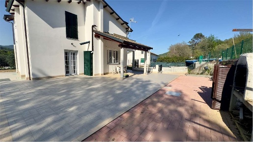 Foto Villa unifamiliare in regione Grassi, Villanova d'Albenga di 179 m²