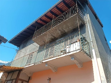 Foto Appartamento in Via Rovarey, Donnas in vendita