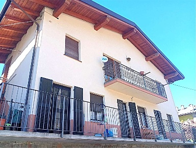 Foto Appartamento in Via Grand Vert, Donnas in vendita