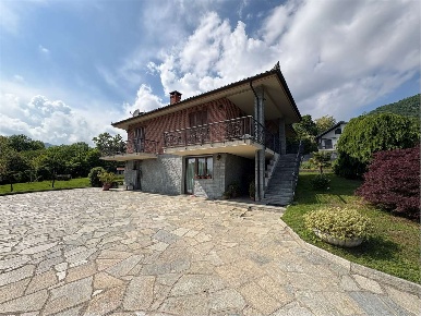 Foto Villa unifamiliare in Strada Pero 17, Cantalupa di 145 m² con 6 locali