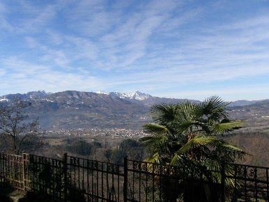 Foto Appartamento a Pieve Fosciana di 100 m² con 6 locali in vendita