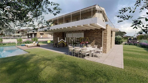 Foto Villa unifamiliare in Via San sivino, Moniga del Garda di 330 m²