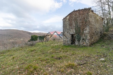 Foto Casa indipendente a Castelnuovo di Val di Cecina di 240 m² in vendita