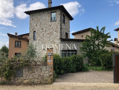 Foto Villa a schiera a Gaiole in Chianti di 170 m² con 7 locali in vendita