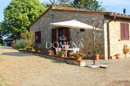 Foto Villa bifamiliare a Castellina in Chianti di 100 m² con 8 locali