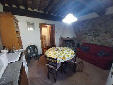 Foto Appartamento a Murlo di 81 m² con 4 locali in vendita