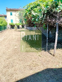 Foto Casa indipendente a Pieve Fosciana di 205 m² con 11 locali in vendita