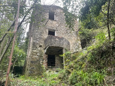 Foto Appartamento a Stazzema di 80 m² con 5 locali in vendita