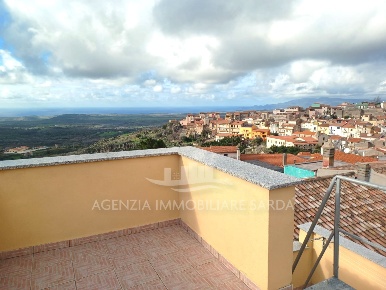 Foto Villa singola a Cuglieri di 174 m² con 8 locali in vendita