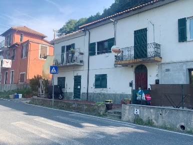 Foto Appartamento in Via Michelino Pippo 6, Stella di 75 m² con 3 locali