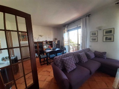 Foto Appartamento in Via Roma 208, Avigliano Umbro di 135 m² con 6 locali