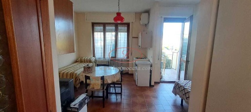 Foto Appartamento in Via D. S. Pietro 76, Diano Castello di 29 m²