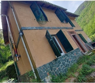 Foto Villa unifamiliare in Via Trieste 13, Bargagli di 109 m² con 6 locali