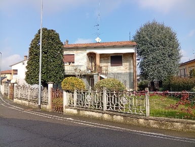 Foto Villa unifamiliare in VIA BRODOLINI 1, Martignana di Po di 195 m²