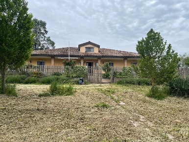 Foto Villa unifamiliare in Vocabolo Murotondo, Baschi di 450 m² in vendita
