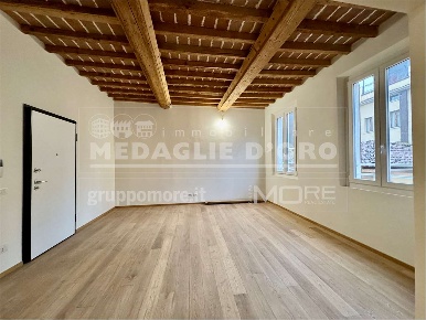 Foto Appartamento in ad.ze Via Taglio, Modena Centro Storico di 180 m²