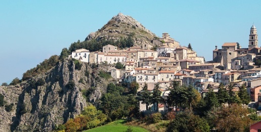 Foto Appartamento in Vico III Ariosto, San Fele di 50 m² con 3 locali